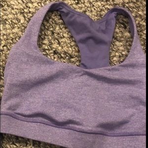 Lululemon 🍋 cute sports bra sz 4